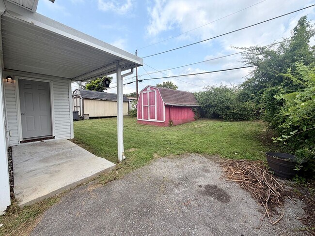 Building Photo - 1346 E Sevier Ave
