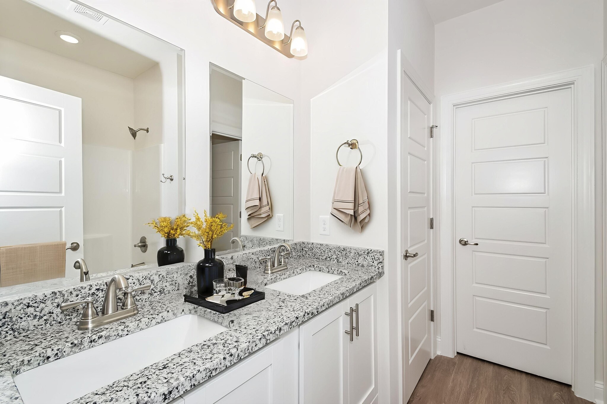 Building Photo - 2044 Silo St