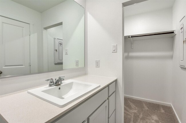 Building Photo - 935 Sandhill Crane Ln