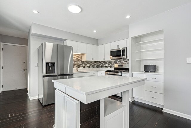 Building Photo - 10406 Waterford Dr