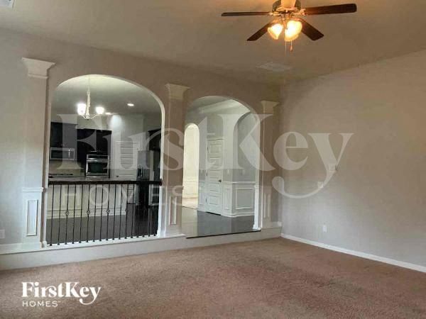 Building Photo - 165 Shenandoah Dr