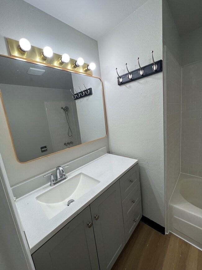 Building Photo - 3100 Juanipero Way