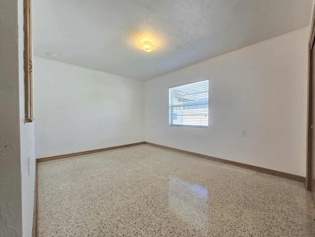 Building Photo - BEACON TRIPLEX
