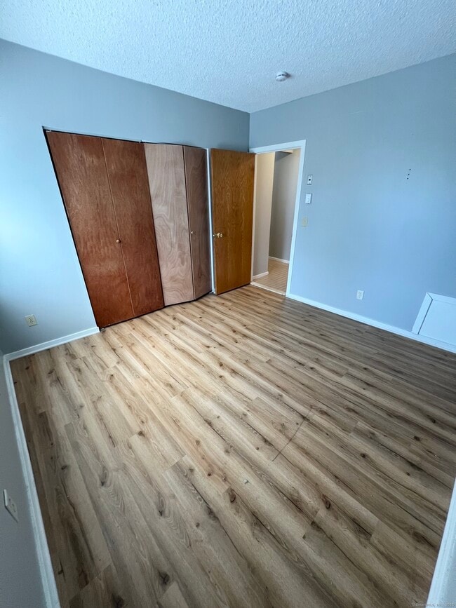 Building Photo - 16 Townley St