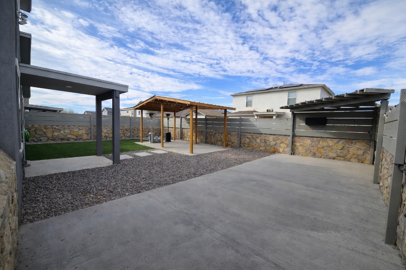 Building Photo - 12269 Desert Dove Ave