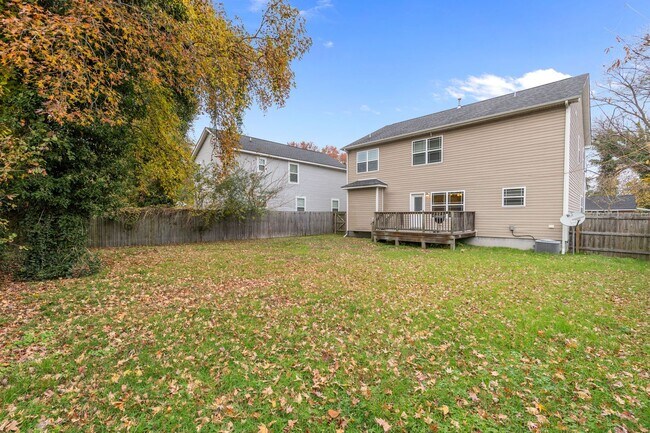 Building Photo - Dream Home Alert in Hampton!