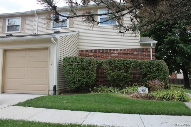 Building Photo - 5806 Northfield Pkwy