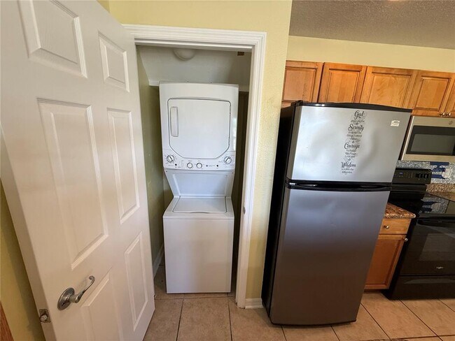 Building Photo - 121 Melissa Pl