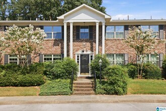 Building Photo - 3127 Lancaster Ct