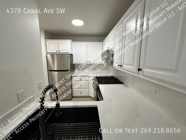 Building Photo - 4378 Canal Ave SW
