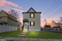 Building Photo - 143 Johnston Ave