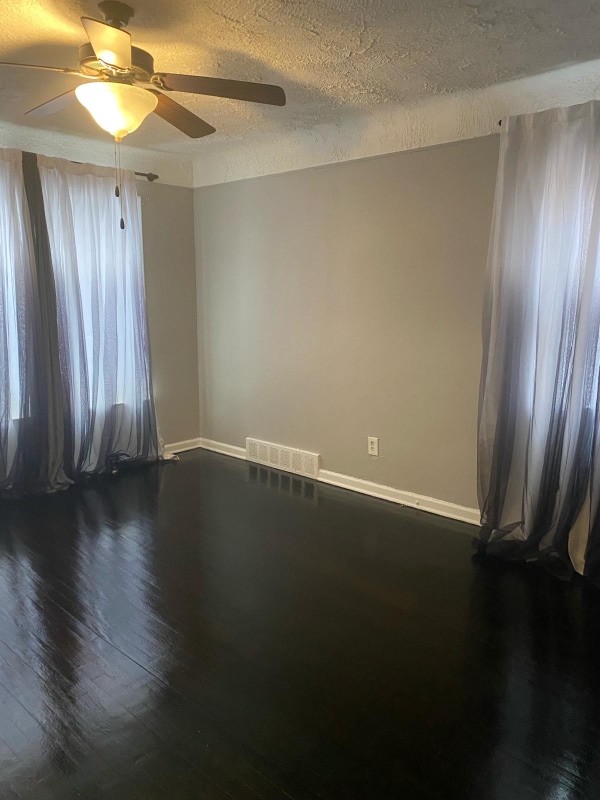 Building Photo - 7750 Warwick St