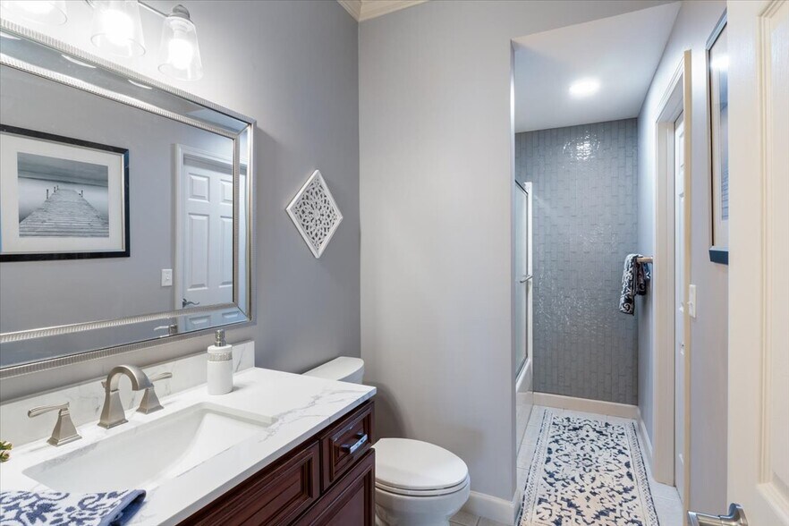 Building Photo - 248 E Palisades Condo Dr