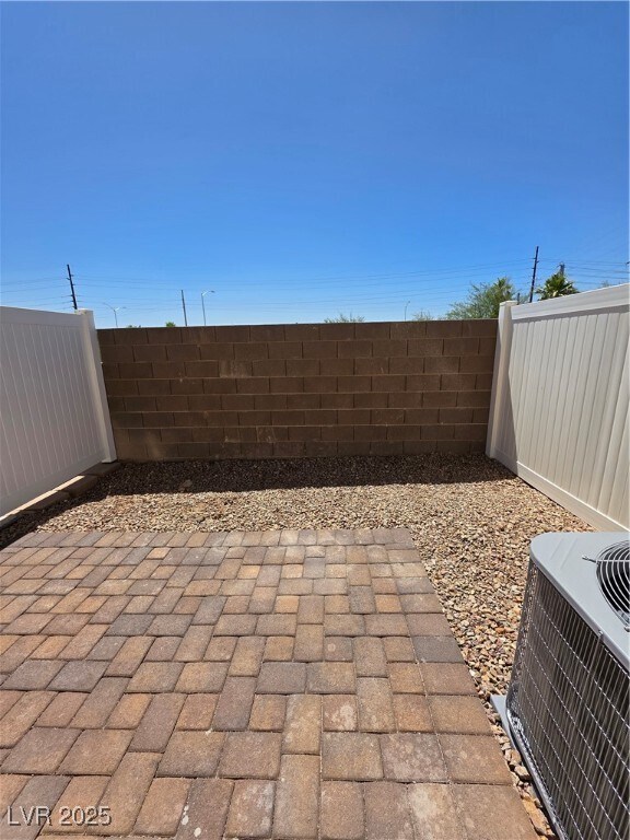 Building Photo - 2929 White Selzter Ct