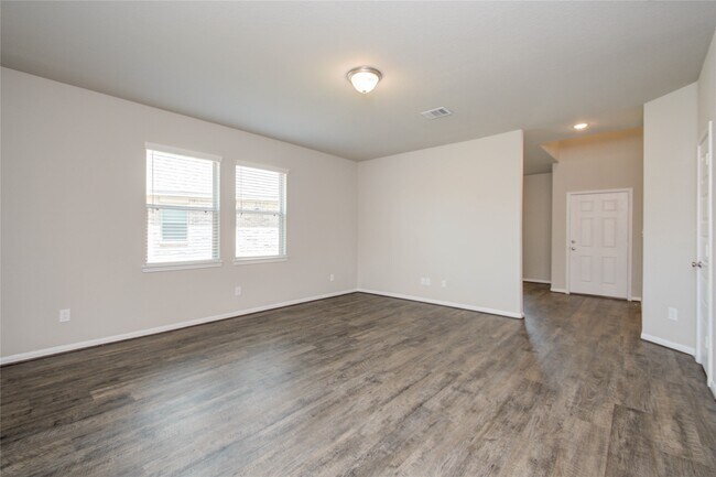 Building Photo - 8403 Baywatch Cir