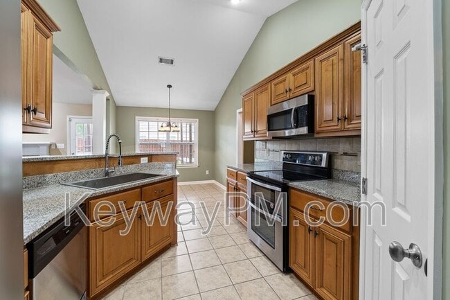 Building Photo - 4858 High Meadows Dr