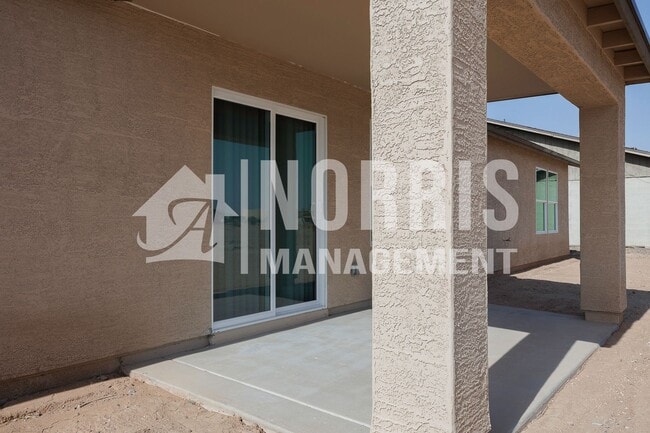 Building Photo - Brand New Beautiful Large Single Story Home