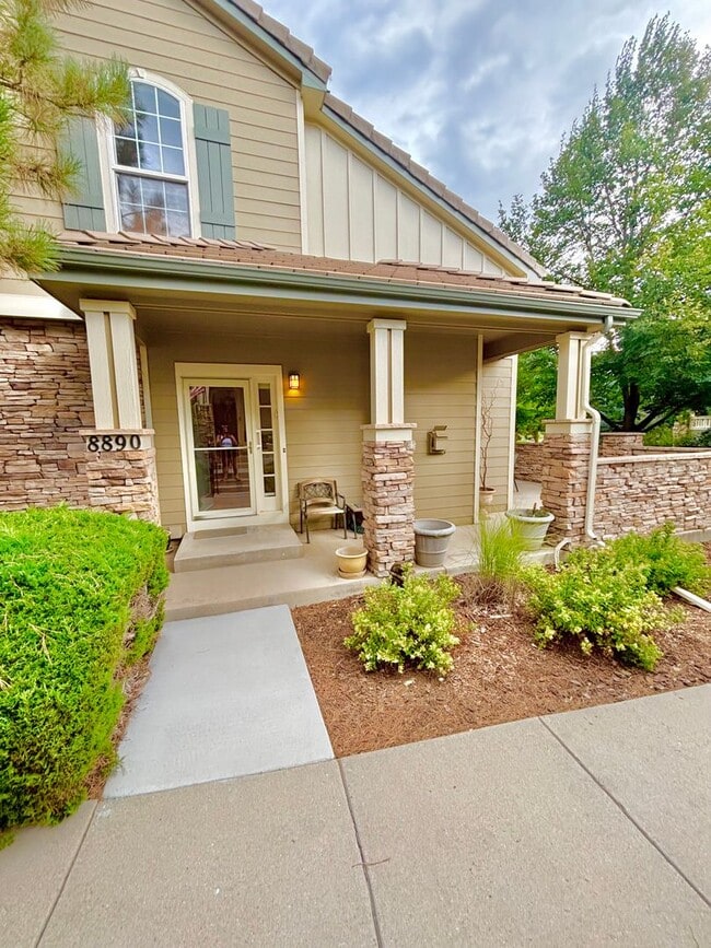 Building Photo - 8890 Tappy Toorie Cir
