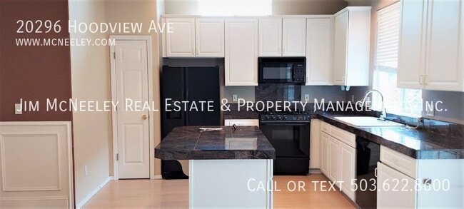 Building Photo - 20296 Hoodview Ave