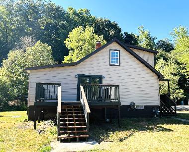 Building Photo - 1447 Beverly Dr
