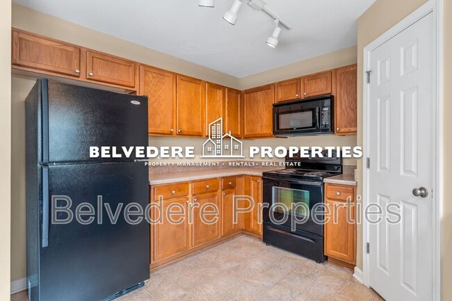 Building Photo - 39 Ackland Dr