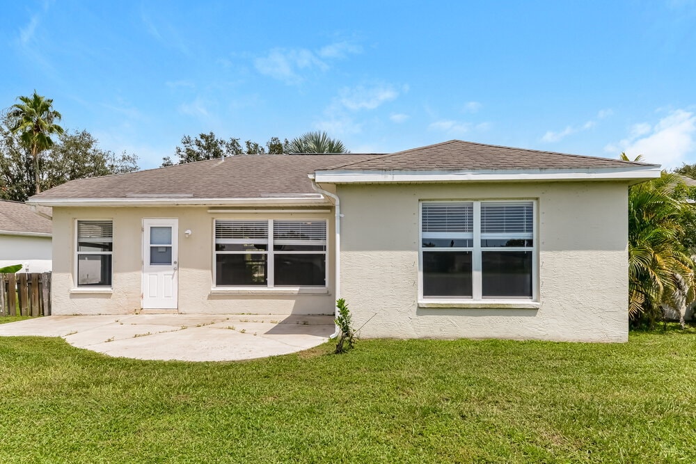Building Photo - 11782 Shirburn Cir