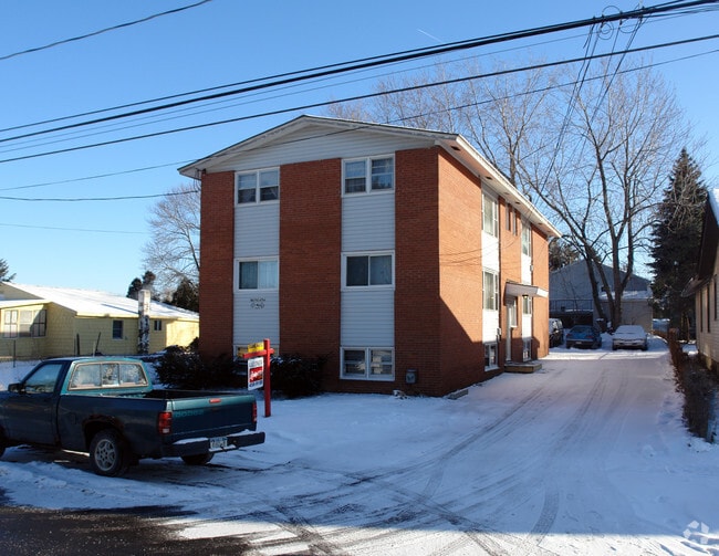 Primary Photo - Dale Apartments