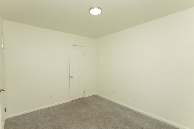 Building Photo - 8104 Turner Rd