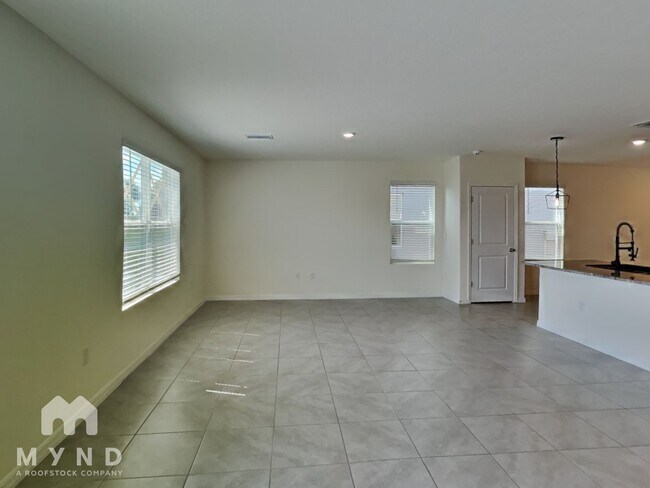 Building Photo - 33996 Jasper Stone Dr