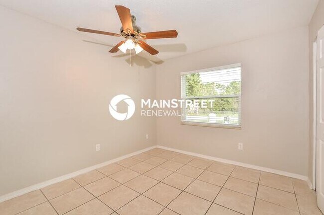 Building Photo - 4 Bedroom Pet-Friendly Home in DELAND, FL ...