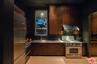 Building Photo - 710 Orlando Ave