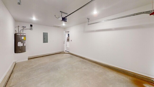 Building Photo - 2617 Aldrich Rd