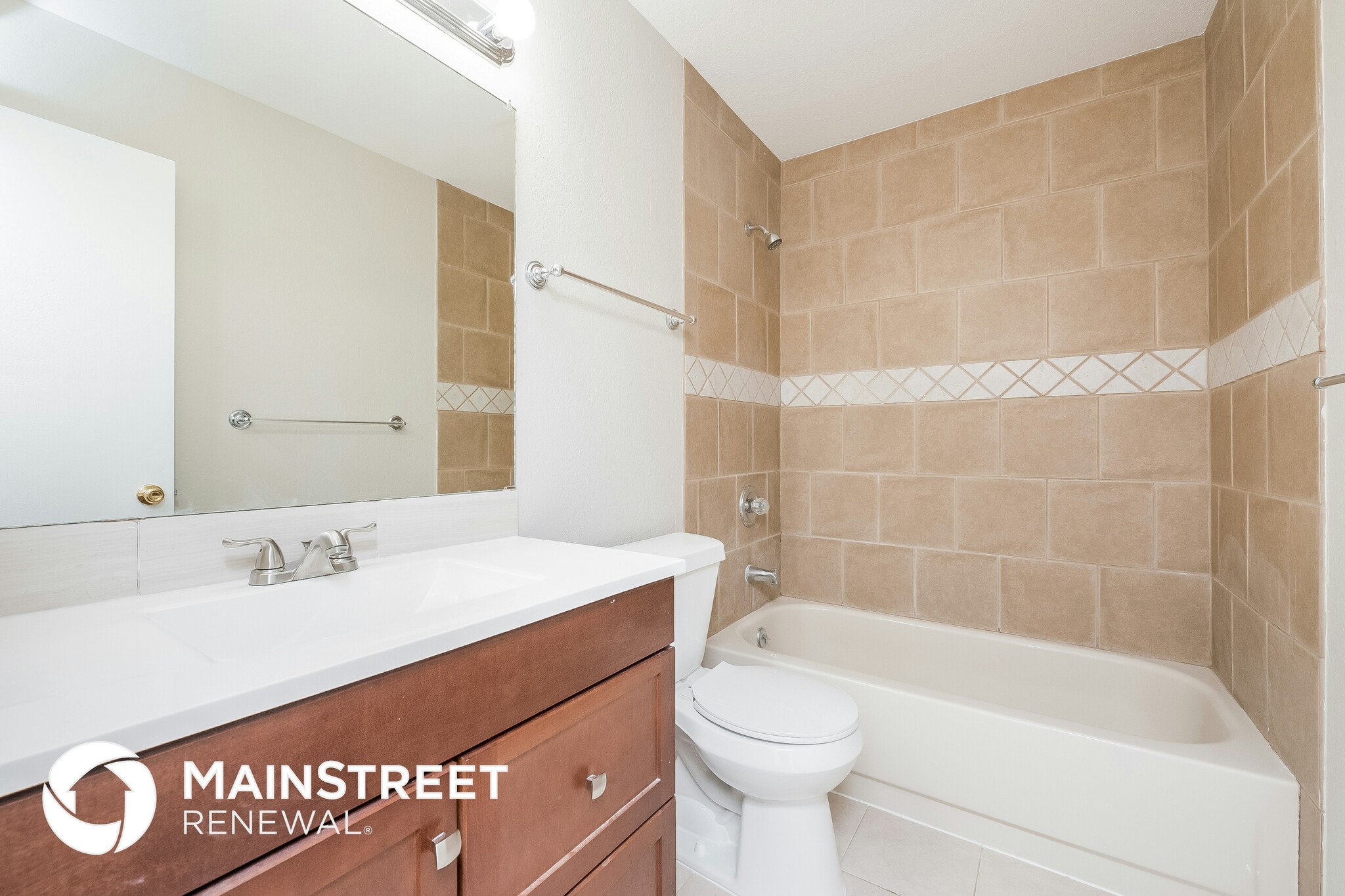 Building Photo - 10146 Fillmore St