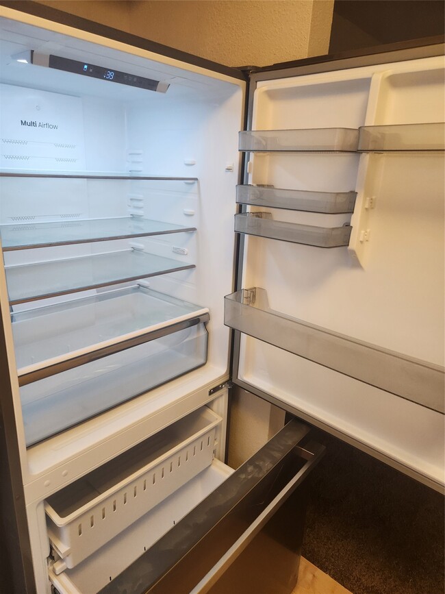 Building Photo - 12500 Sandpiper Dr