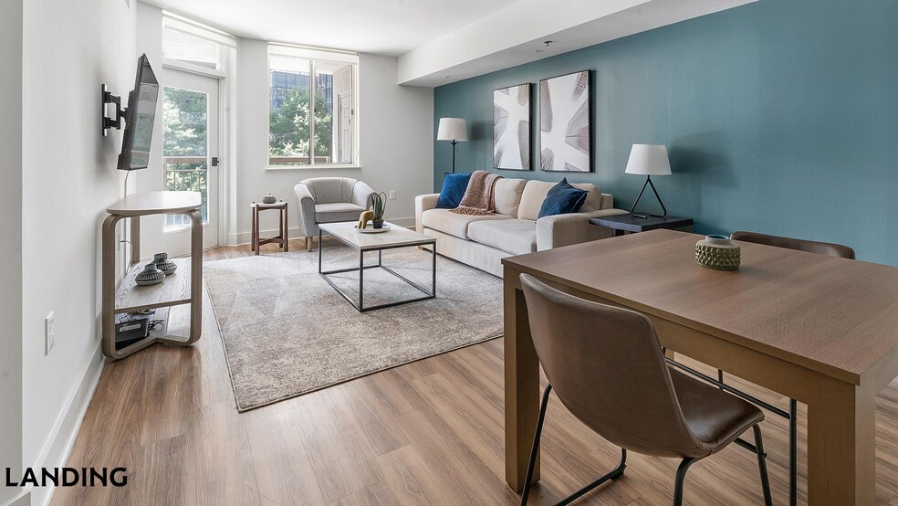 Building Photo - 1221 S Eads St