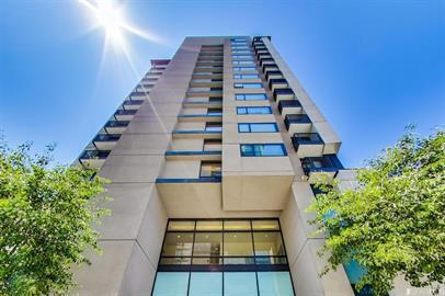 Building Photo - A beautiful  1 Bedroom 1 Bathroom at the B...