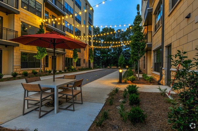 Building Photo - Bell Buckhead West