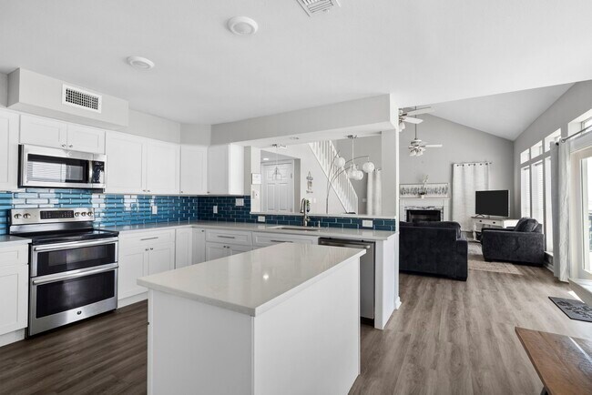 Building Photo - 23401 Termini-San Luis Pass Rd