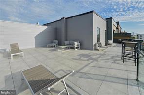 Building Photo - 1214 N American St