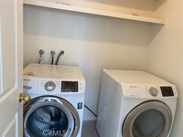 Building Photo - 28267 Paseo El Siena