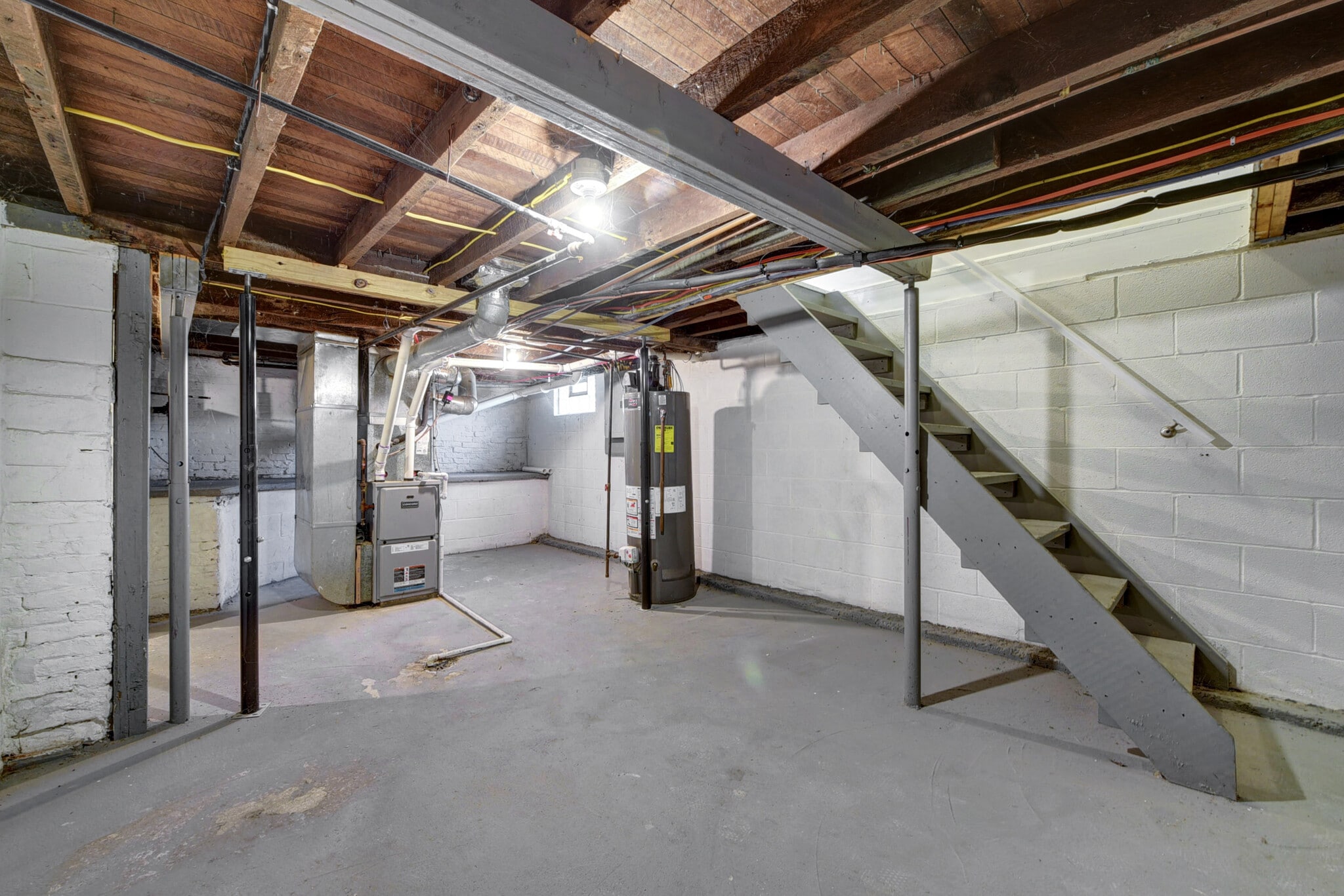 basement/storage - 3115 Hancock Ave