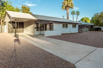 Building Photo - Unbeatable Biltmore Location | 3 Bed | 2 B...