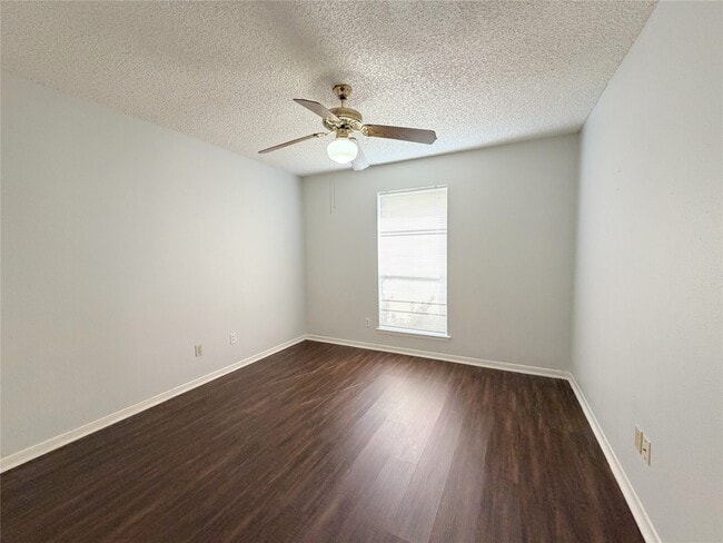 Building Photo - 2535 Planters Row