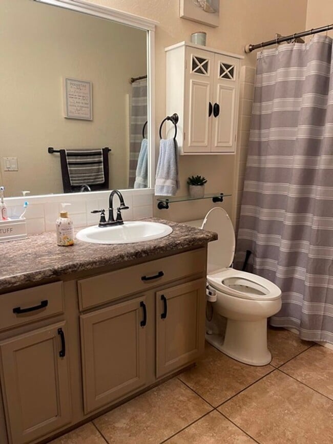 Building Photo - 3601 N 129th Ave