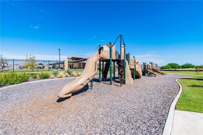 Building Photo - 3616 Sand Dunes Ave