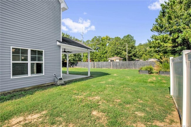 Building Photo - 2779 Rivercliff Rd