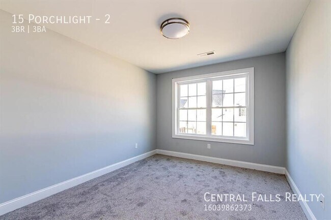 Building Photo - 15 Porch Lgt Dr