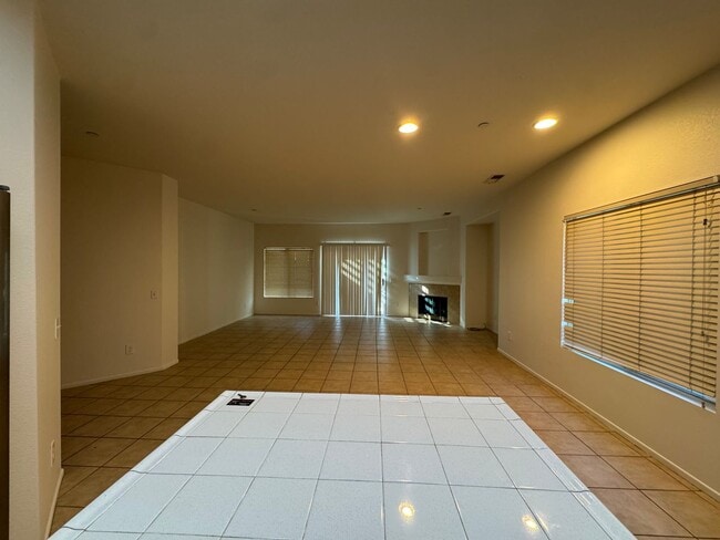 Building Photo - 785 Ventana Ridge