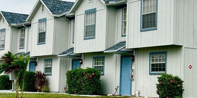 Building Photo - 1005 SW 48th Terrace