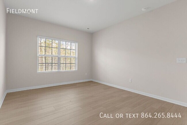 Building Photo - 211 Backstay Ln